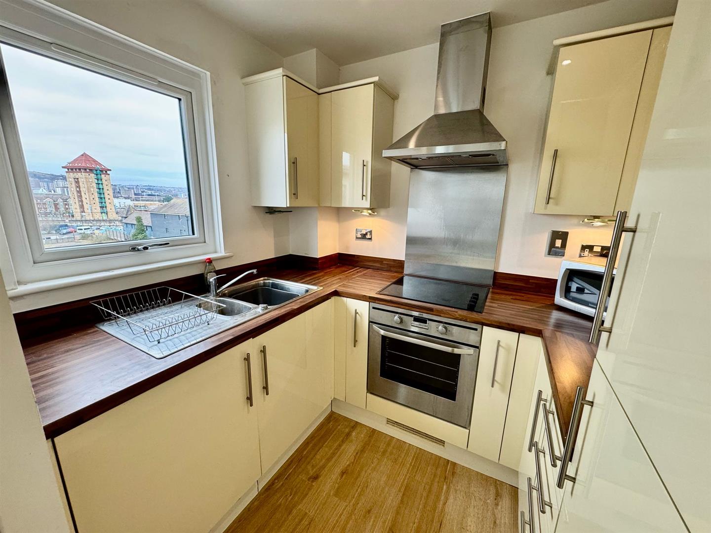 Marina Villas Trawler Road, Marina, Swansea, SA1 1FZ